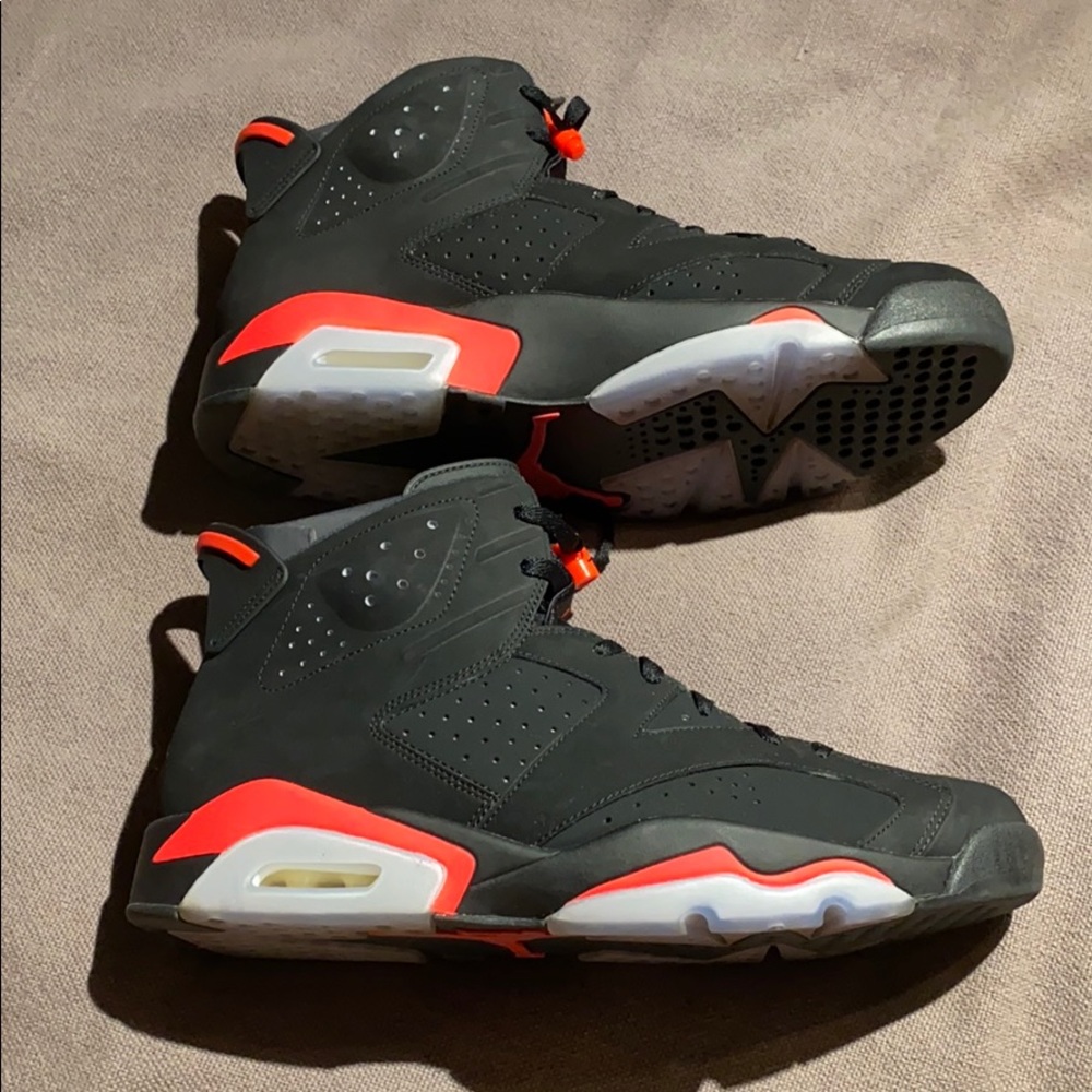 Air Jordan 6 Retro